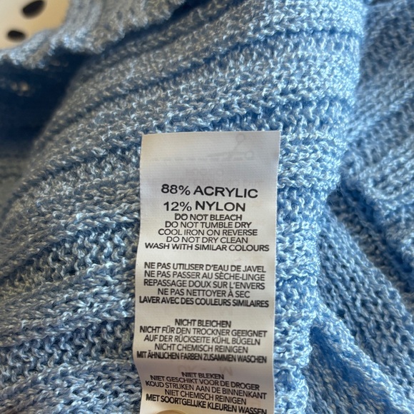 Nasty Gal Cropped Light Blue Ribbed Cardigan Size M New with tags - Picture 6 of 6